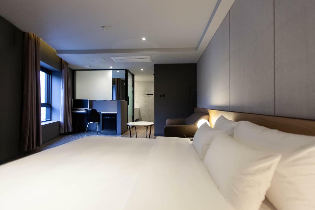 Brown-Dot Hotel Hadan ปูซาน ภายนอก รูปภาพ